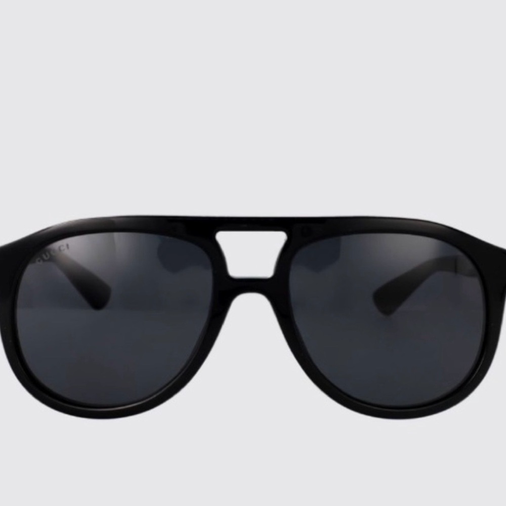 New Gucci Black Sunglasses